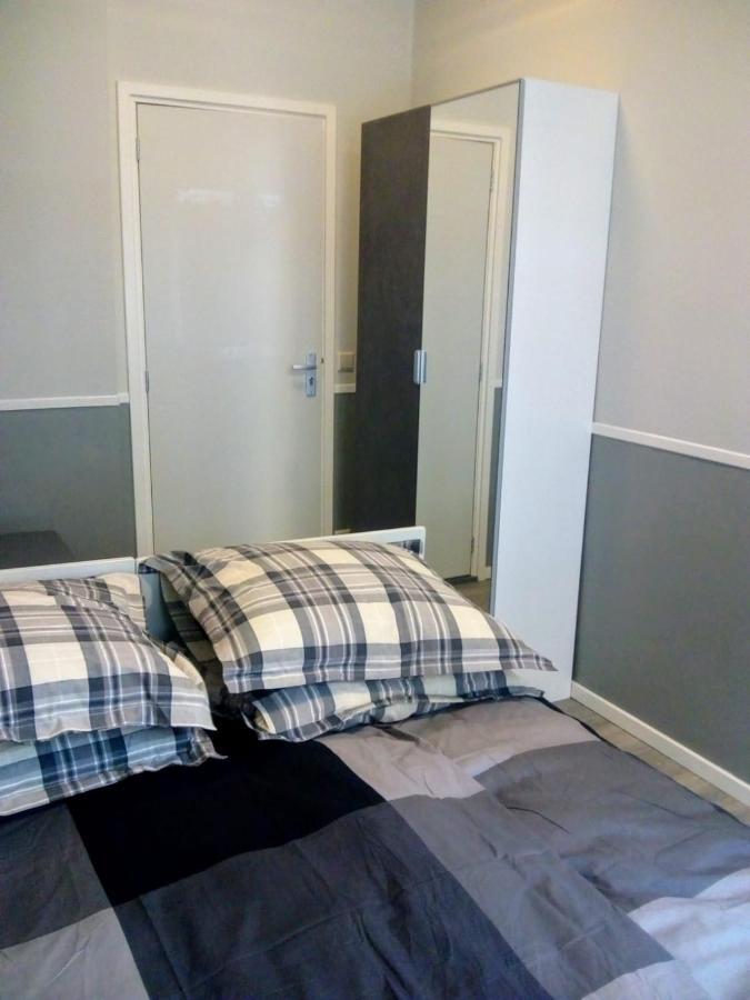 Aldo, Not For Parties, Not A Hotel, Room With Shared Bathroom, No Kitchen Amsterdam Zewnętrze zdjęcie